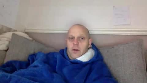 Snapshot of bigbumlover2377 chatting on February 6, 2026, 11:57 am bigbumlover2377 online show from February 6, 2026, 11:57 am