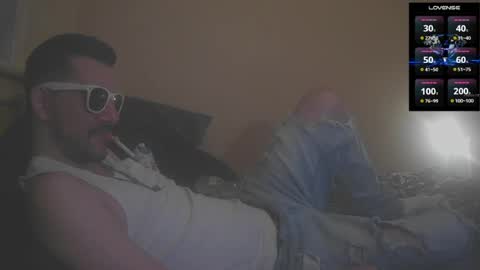 Jon - Im Straight online show from June 8, 2026, 1:44 pm
