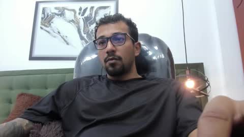 bigcock_hair online show from February 11, 2026, 10:37 pm