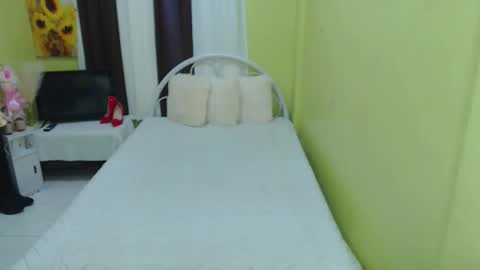 Snapshot of bigcock_kerbzz chatting on October 5, 2025, 1:20 pm bigcock_kerbzz online show from October 5, 2025, 1:20 pm