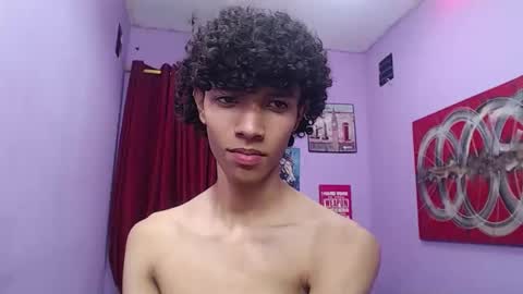 Snapshot of bigcock_sexys chatting on February 25, 2026, 5:50 am bigcock_sexys online show from February 25, 2026, 5:50 am