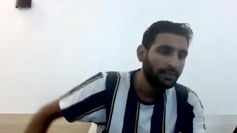 akash online show from September 23, 2025, 7:33 am