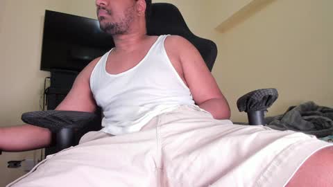Snapshot of bigcockk23 chatting on December 6, 2024, 11:00 am bigcockk23 online show from December 6, 2024, 11:00 am