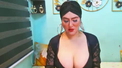 Snapshot of bigcocknloadstits chatting on April 11, 2026, 5:50 pm Flirty Sofia online show from April 11, 2026, 5:50 pm