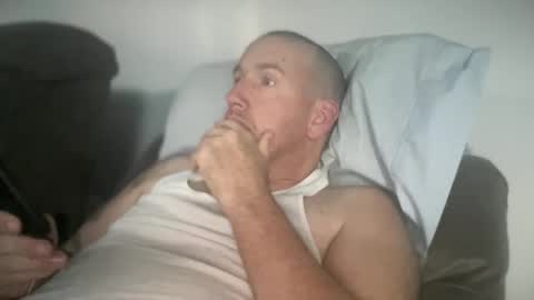 bigcocksuckingslut online show from December 1, 2024, 7:14 pm