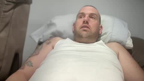 bigcocksuckingslut online show from December 9, 2024, 1:29 am