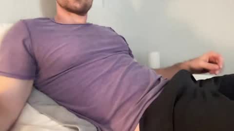 bigcollegecock69690 online show from February 26, 2025, 10:20 pm