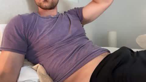 bigcollegecock69690 online show from April 24, 2026, 8:44 pm