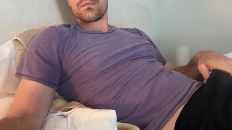 bigcollegecock69690 online show from April 29, 2026, 5:52 pm