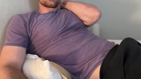 bigcollegecock69690 online show from May 5, 2026, 9:34 pm