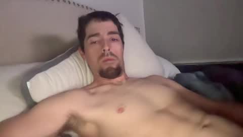 bigdaddy210301 online show from October 22, 2025, 1:11 pm