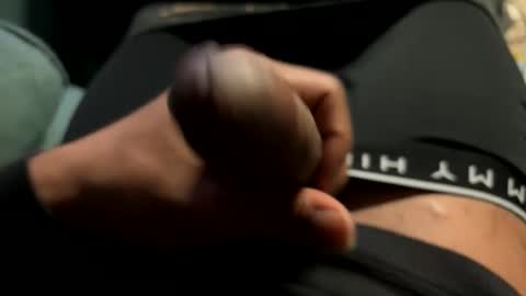 Snapshot of bigdaddyjay27 chatting on December 18, 2025, 8:42 am bigdaddyjay27 online show from December 18, 2025, 8:42 am