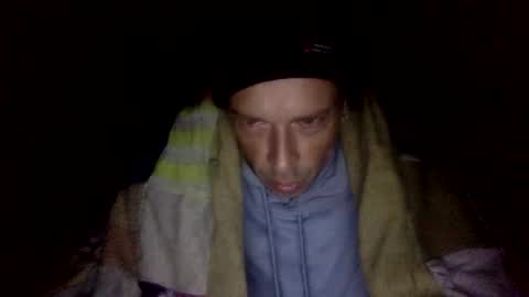 Snapshot of bigdickdangles472924 chatting on December 17, 2025, 2:28 am bigdickdangles472924 online show from December 17, 2025, 2:28 am