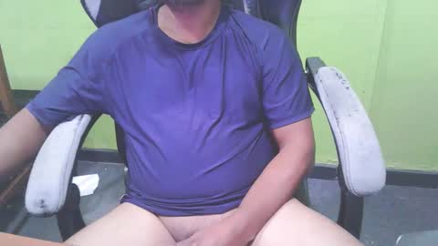 bigdickguyaux online show from January 6, 2026, 5:49 pm