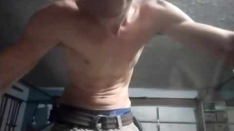 bigdickjohnny50164 online show from October 25, 2025, 2:19 am