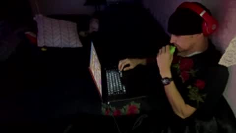 bigdickpapishampoo online show from February 10, 2026, 7:01 am