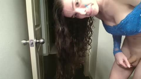 bigdicktrannynicole online show from May 5, 2026, 11:29 am