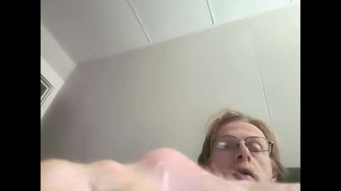 bigelectricrod online show from December 21, 2025, 1:57 am