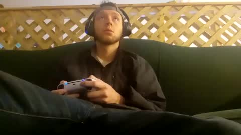 biggestboiiii online show from March 8, 2025, 6:58 pm