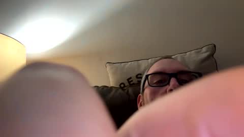 biggloves4bighands online show from October 18, 2025, 10:21 pm