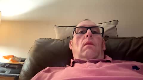 biggloves4bighands online show from March 15, 2026, 11:11 pm