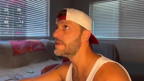 Snapshot of bigguylilmiss chatting on April 26, 2026, 7:00 pm LILLI MATT online show from April 26, 2026, 7:00 pm