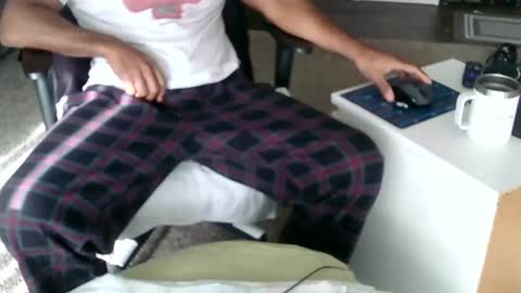 biggyballs900 online show from December 21, 2025, 6:59 pm