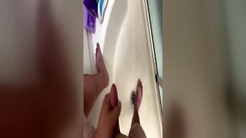 bigheaded447cock online show from June 14, 2026, 1:24 pm