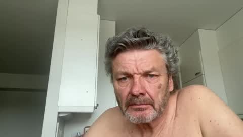 bigheart60 online show from May 10, 2026, 11:04 am