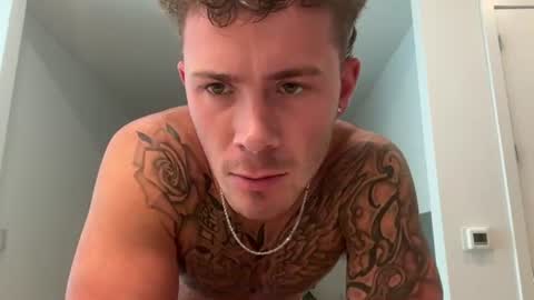 Snapshot of bigjonnnnnn chatting on June 10, 2026, 7:57 pm BIGJONNNNN online show from June 10, 2026, 7:57 pm
