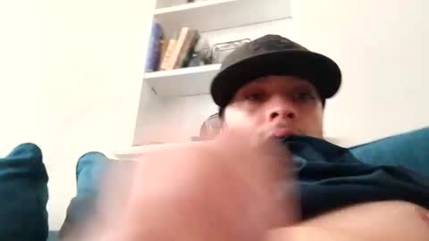 biglatinochorizo online show from December 11, 2024, 10:06 pm