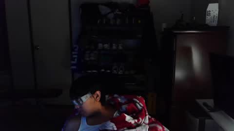 biglongt online show from November 13, 2025, 10:36 am