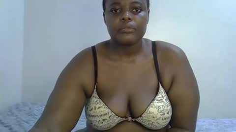 bigmama807715 online show from March 19, 2026, 12:25 am