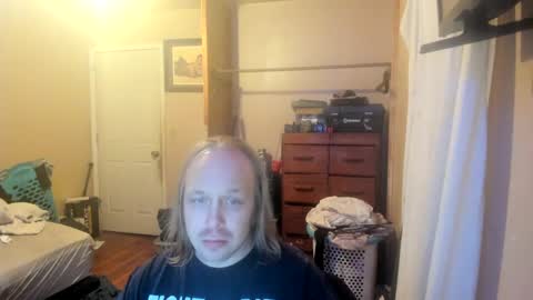 bigmike20129020 online show from February 3, 2025, 2:14 am