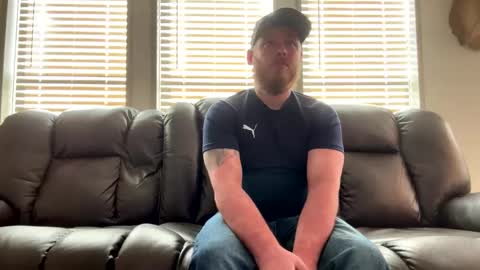 Snapshot of bigmike606420 chatting on April 8, 2026, 10:10 pm Bigmike online show from April 8, 2026, 10:10 pm