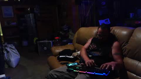 bigmotopayne8769 online show from May 11, 2026, 7:36 am