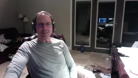 CumCMe online show from November 1, 2025, 5:42 am