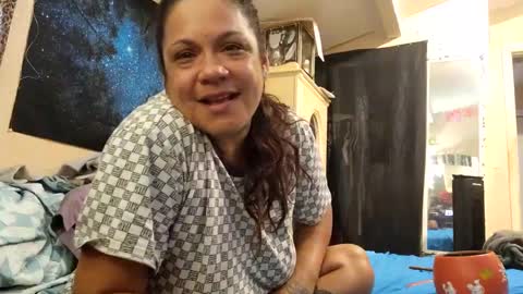 the Mini mami online show from March 4, 2025, 5:56 pm