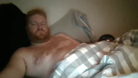 Snapshot of bigred92899 chatting on November 10, 2025, 3:27 am bigred92899 online show from November 10, 2025, 3:27 am