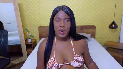 bigroundbooty_ online show from February 12, 2026, 7:42 pm