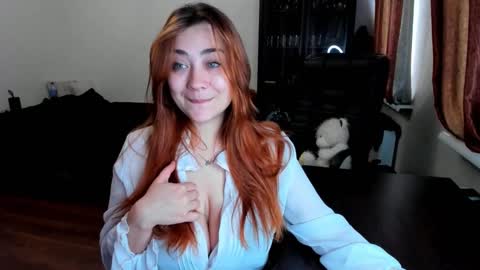 Julia online show from December 26, 2024, 6:30 am