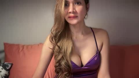 Yna     online show from January 3, 2025, 4:59 pm