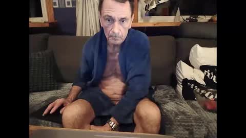 Snapshot of bigswe1 chatting on December 22, 2024, 1:45 am bigswe1 online show from December 22, 2024, 1:45 am