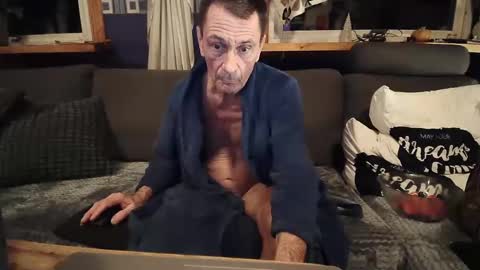 Snapshot of bigswe1 chatting on December 22, 2024, 5:12 am bigswe1 online show from December 22, 2024, 5:12 am