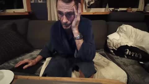 Snapshot of bigswe1 chatting on February 2, 2025, 2:17 am bigswe1 online show from February 2, 2025, 2:17 am