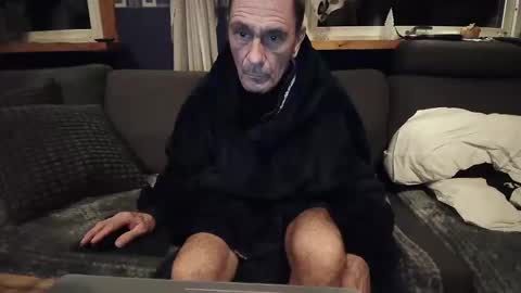Snapshot of bigswe1 chatting on March 4, 2025, 1:55 am bigswe1 online show from March 4, 2025, 1:55 am