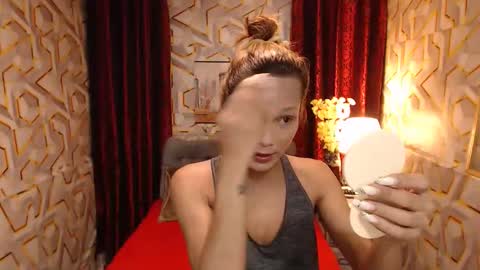 sophia online show from November 2, 2025, 2:19 pm