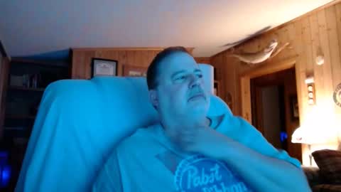 Snapshot of bigthicksatisfying2 chatting on December 6, 2024, 6:15 am bigthicksatisfying2 online show from December 6, 2024, 6:15 am