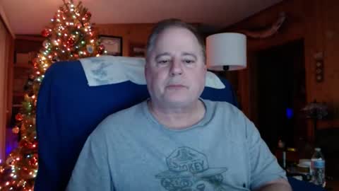 Snapshot of bigthicksatisfying2 chatting on January 10, 2025, 4:54 am bigthicksatisfying2 online show from January 10, 2025, 4:54 am