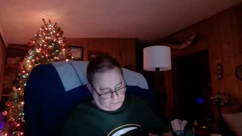 Snapshot of bigthicksatisfying2 chatting on January 13, 2025, 12:51 am bigthicksatisfying2 online show from January 13, 2025, 12:51 am